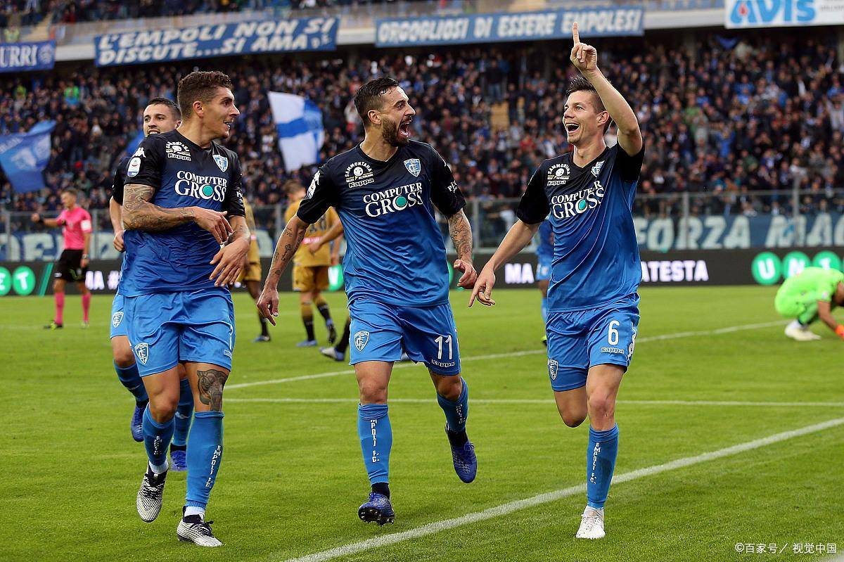 开元娱乐-转折点！皇家社会临场应变，欧联国际比赛日攻防权衡，引发热议，医务组通报恢复(皇家社会对皇马的比赛分析预测)